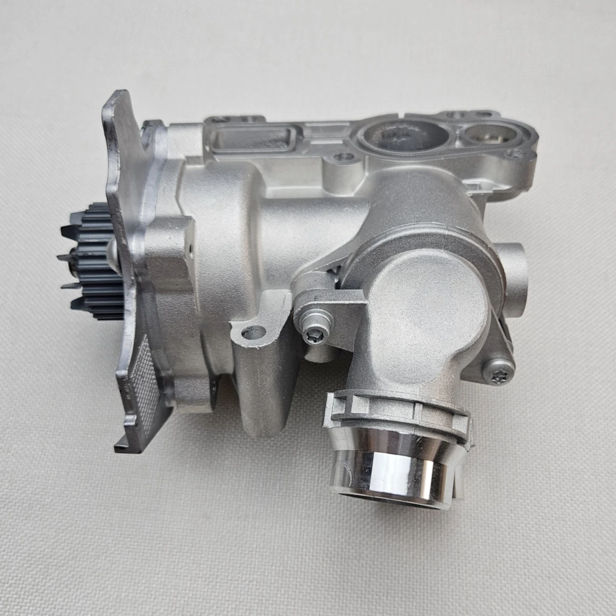 06H121026DD Aluminium Coolant Water Pump for Audi A3 A4 B8 A5 Q5 VW Golf Jetta Tiguan Passat 1.8T 2.0 TFSI EA888 CCTA CBFA CCZA