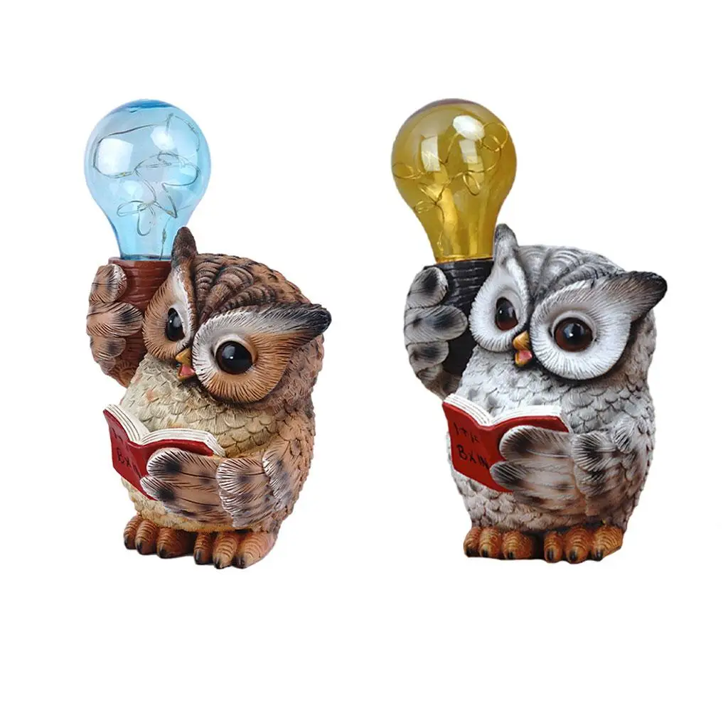 Owl Resin Statue Light Outdoor Solar Light Decor with Flashing Powered Owl Figurines for Lawn Tabletop