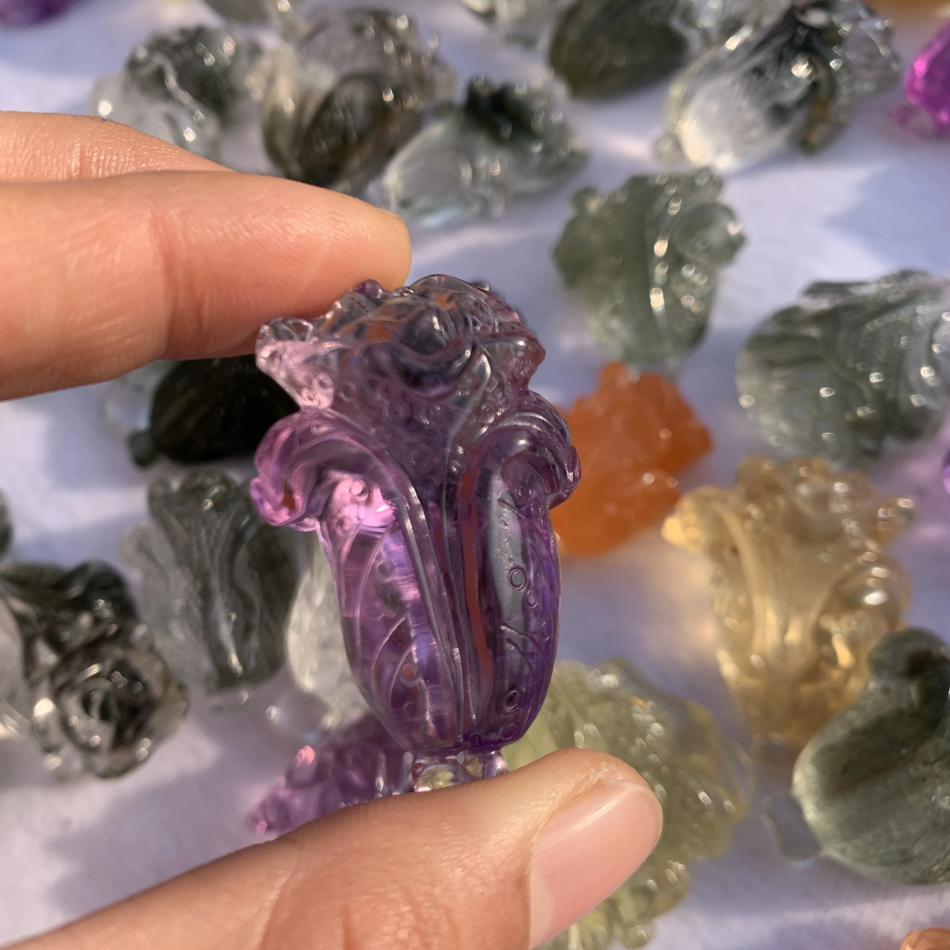 

Natural Amethyst carved Chinese Cabbage shape Figurines Pendant Necklace for Women Men Fashion Lucky Jewelry