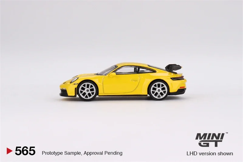 

Мини GT 1:64 911 (992) GT3 гоночный желтый литая модель автомобиля