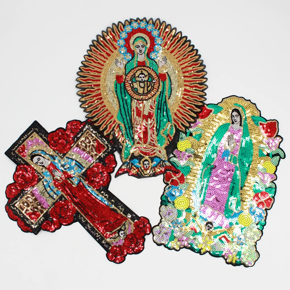 2 toppe ricamate a forma di corona, con paillettes, color argento e oro, da applicare con ferro da stiro, per magliette, giacche, accessori