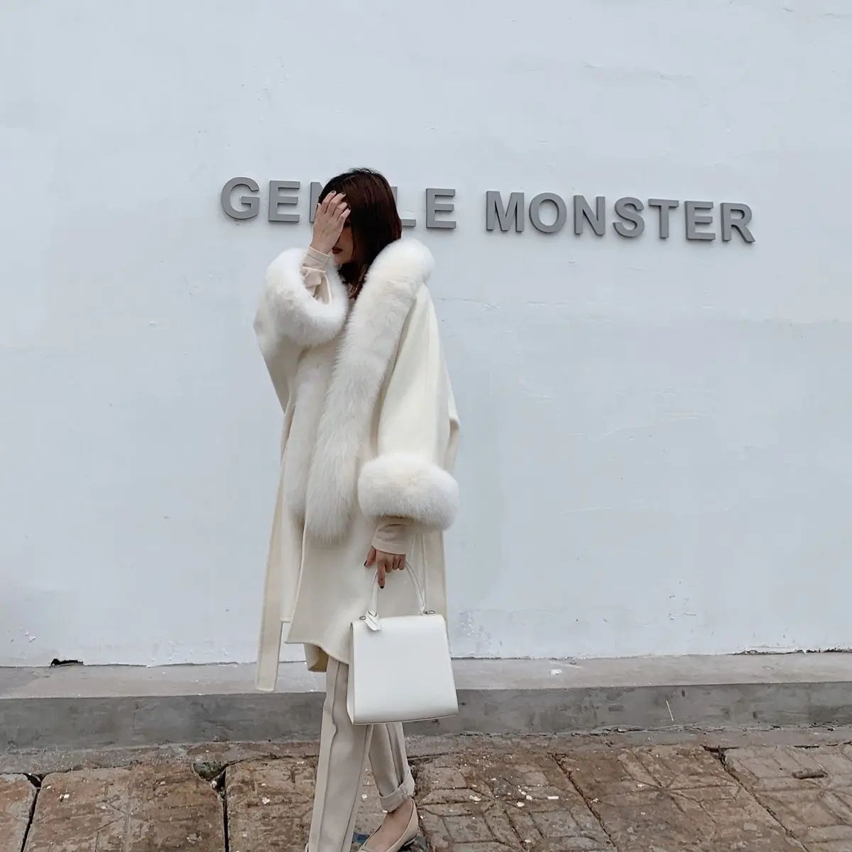 

women's fur collar woolen coat