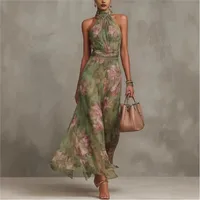 Robe longue de soirée fluide en mousseline verte à imprimé floral pour femme, col halter, sans manches, taille froncée 1