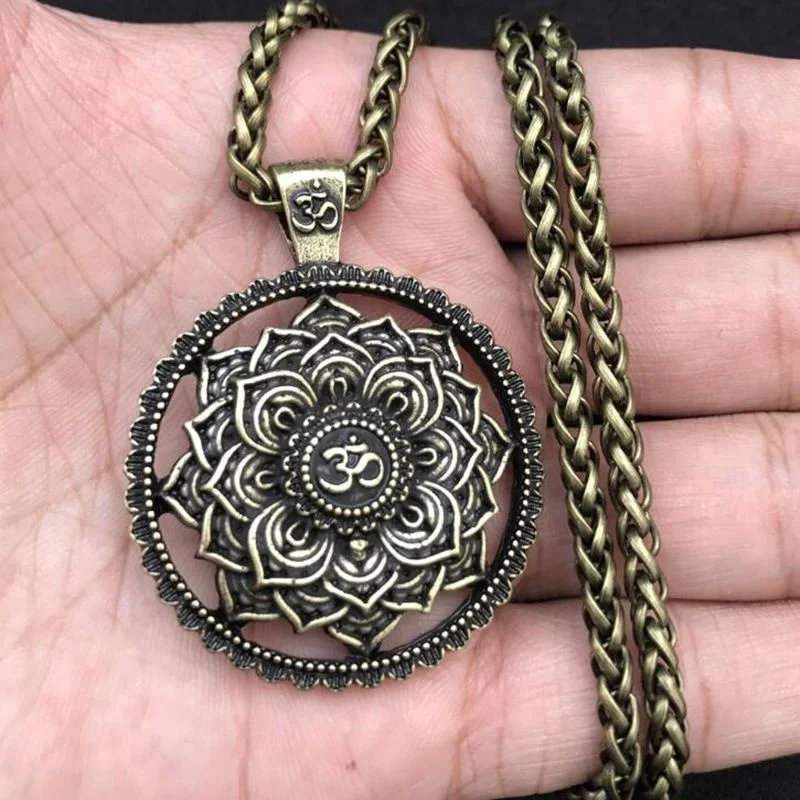 Classic Vintage Hindu Zen Yoga Metal Mandala Pendant Necklace Religious Style Prayer Amulet Accessory Gift for Men and Women