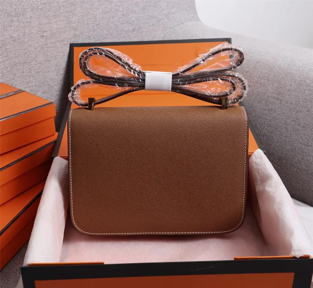 

Luxury Bag Brand New Bucket Cosmetic Bag Golden Tassel Double Solid Color Shoulder Saddle Bag Fashion Casual Women Small Bag