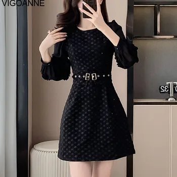 VigoAnne 2025 Donna Primavera Autunno Abito corto Donna Solido Manica lunga O Collo Abiti coreani Lady Evening Party Abito attillato 1