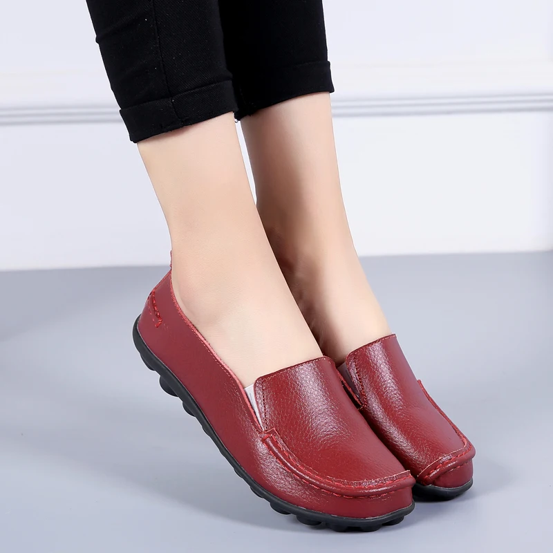 Women Slippers Sandals Women Flat Shoes Soft Casual Genuine Leather Flats Ladies Slip on Loafers Plus Size