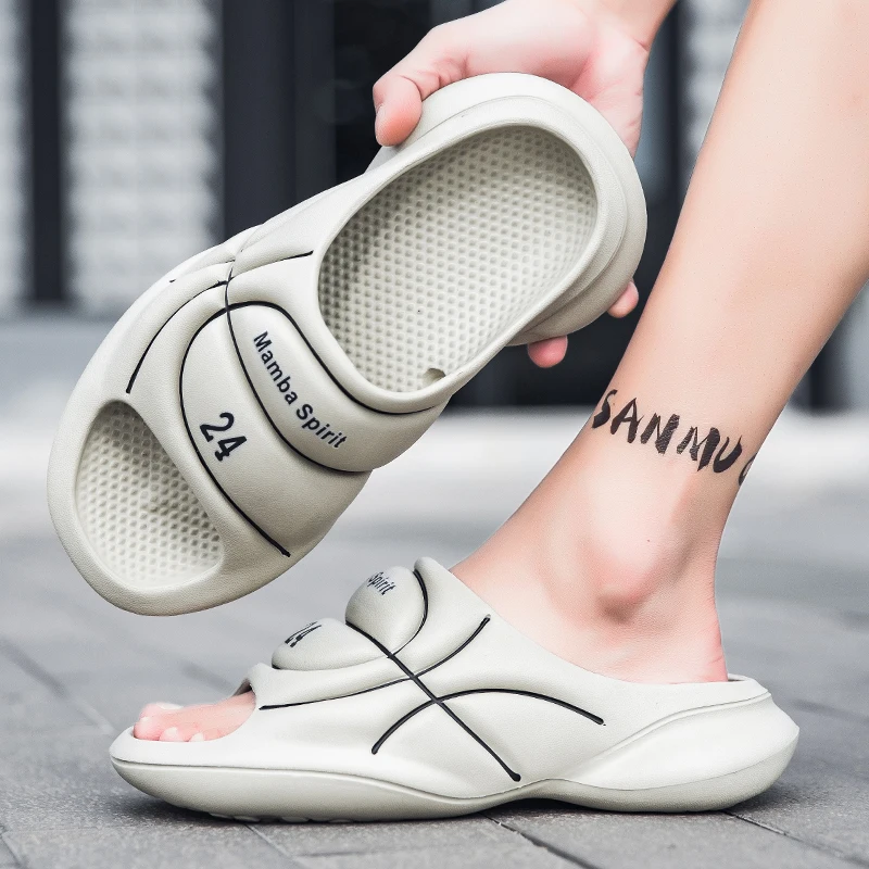 New fashion Men's Summer Indoor Outdoor Fashion Non-slip Cool Slippers men