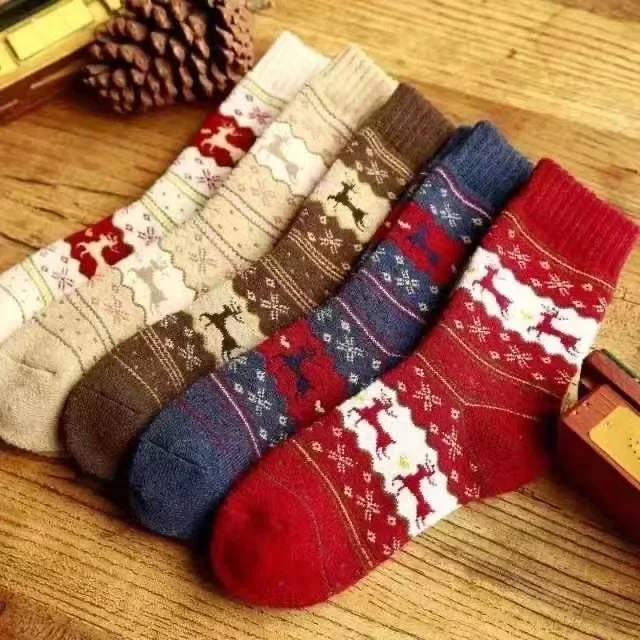 5Pcs Christmas Elk Autumn And Winter Thickened Cotton Socks Japanese Plant Flower Cute Little Bear Girls' Warm Socks
