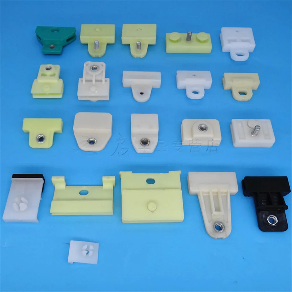 4 Pezzi Clip Di Fissaggio Per Vetro Finestre Auto - Supporto Regolatore Universale, Dimensioni 6.9x4.4x1.4 Cm, Plastica Resistente Bianca, Per Auto Camion Furgone - 6