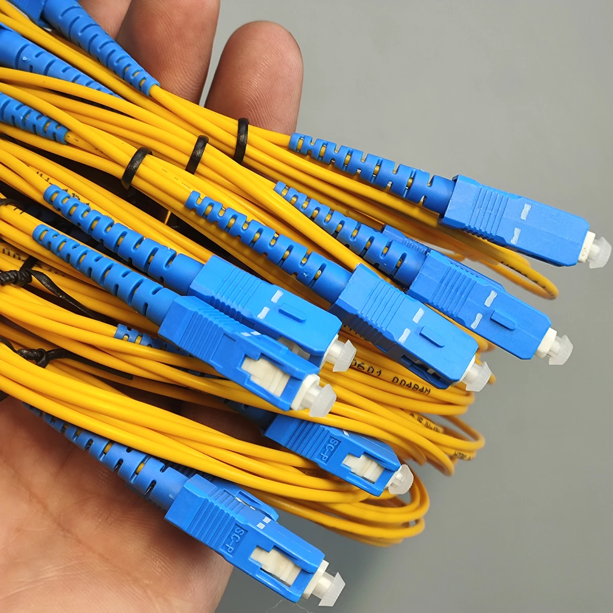 Fiber Optic Cables 3M/5M 2.0mm SC/UPC-SC/UPC Single Mode Fiber Patch Cable FTTH Indoor Extension Cord Free Adapter
