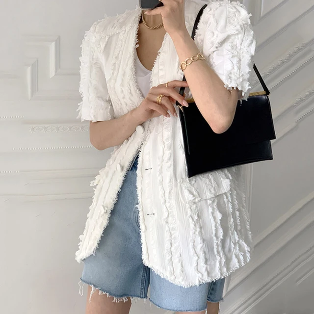 여름 2022를 빛낼 세련하고 우아한 여성 자켓과 카디건 세트