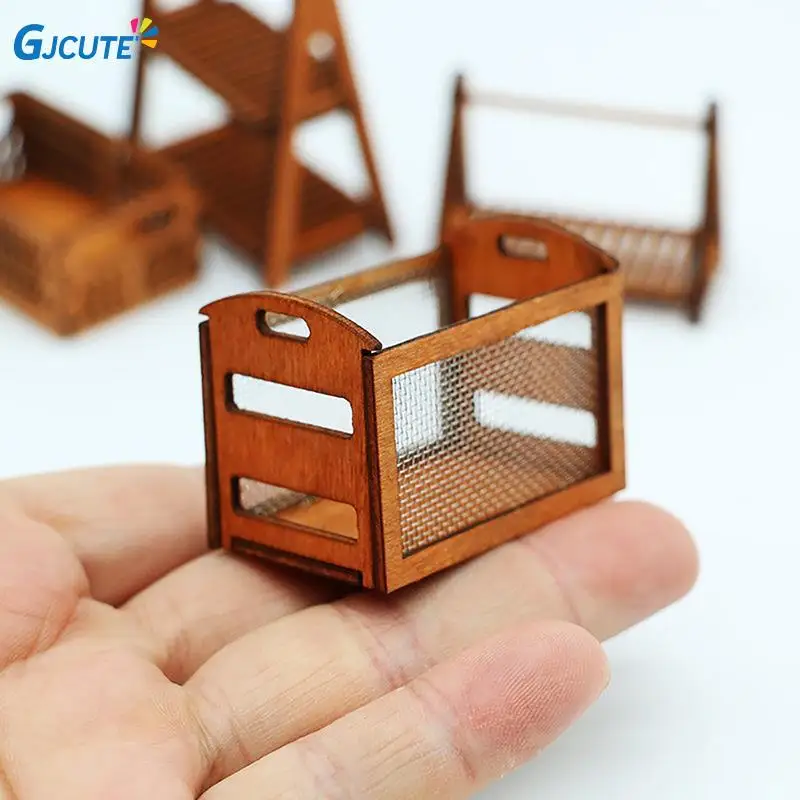

1/12 Dollhouse Hollow Iron Mesh Storage Box Miniature Storage Basket Model Doll House Accessories Dollhouse Furniture Kids Toy