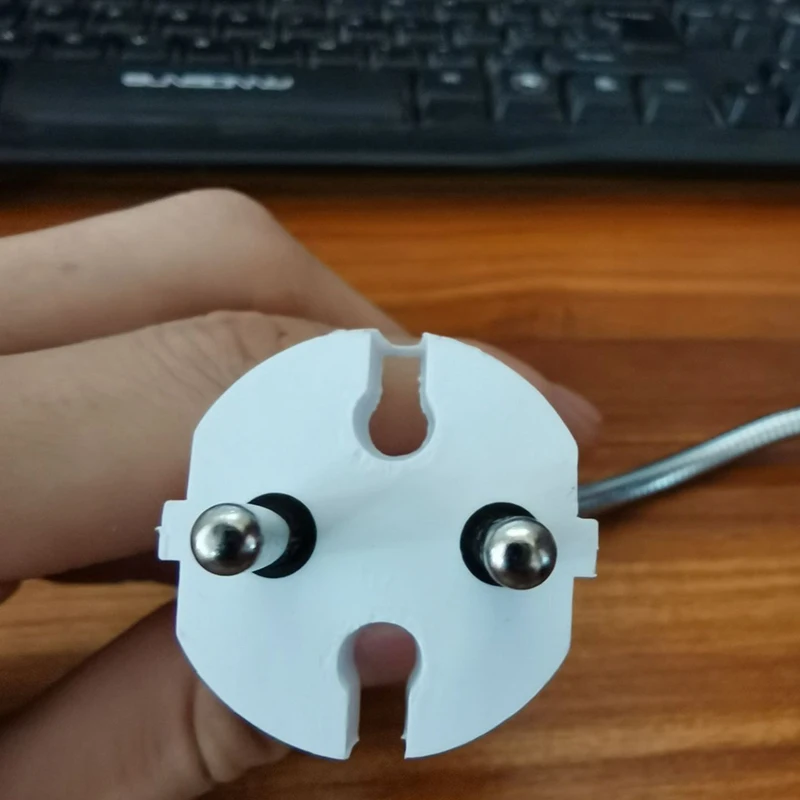 E27/E26 Plug in Light Socket Adapter with On/Off Switch, Flexible Extension Lamp Bulb Holder Converter for Night Light