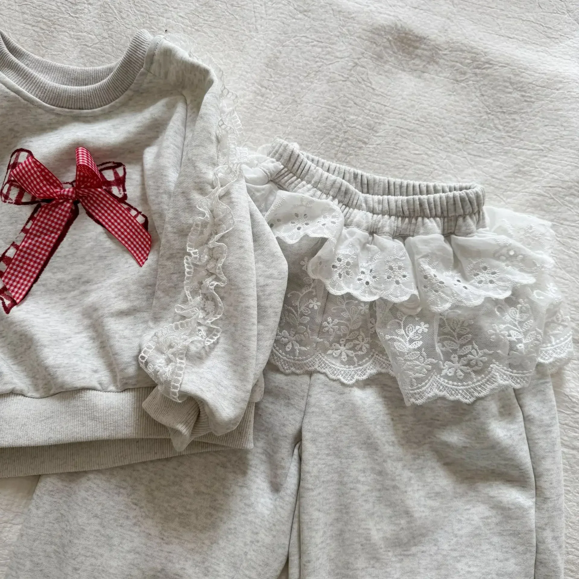 Autumn New Girls Clothing Set Bow Decoration Hoodie And Lace Pants 2 Pcs Girls Hoodie Suit Sweet Sports Set