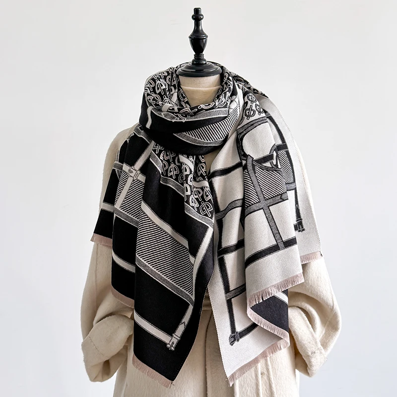 Elegant Leopard Print Scarf Imitation Cashmere Soft Warm Versatile Shawl Coldproof Windproof Blanket Scarf for Autumn Winter