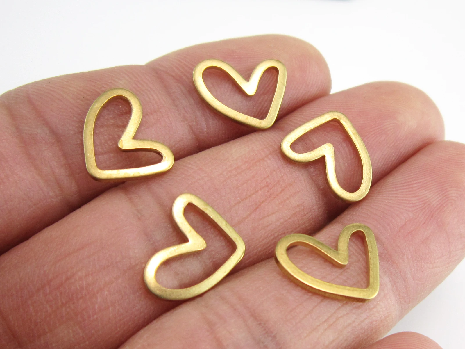 

10pcs Brass heart charm Earring findings 13.8x10.7x1mm Raw brass bracelet neckace pendant-R1430