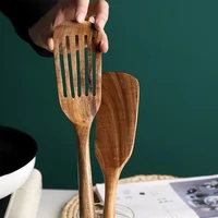 Ensemble de spatules en teck de 2 spatules en bois pour la cuisine, ustensiles de cuisine antiadhésifs à Long manche, ustensiles de cuisine à fente résistants à la chaleur 4