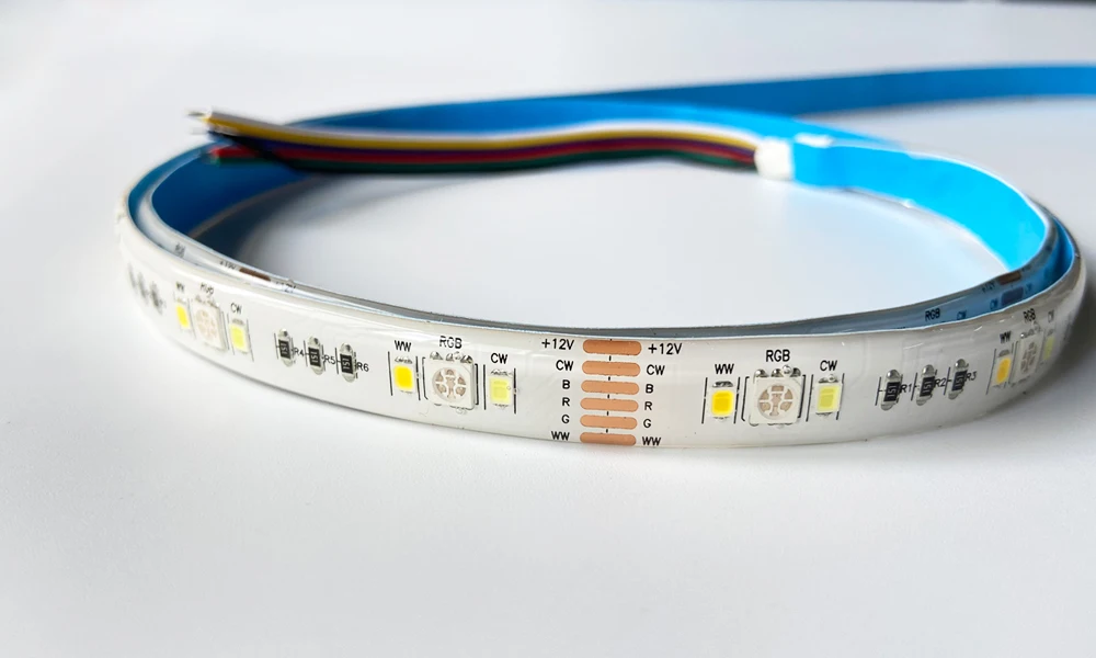 Tuya zigbee rgb + cct tira conduzida