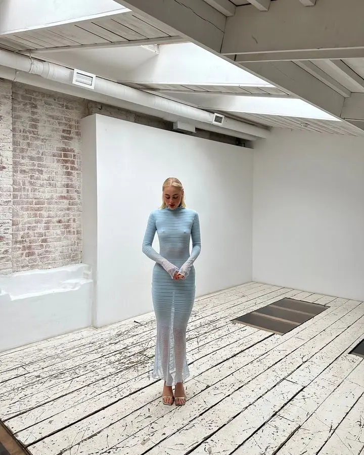 Elegant Long Sleeved Sweater Knit Dress Women Stretch Tight Striped Bodycon Party Evening Dress Fashiona Street Vestido