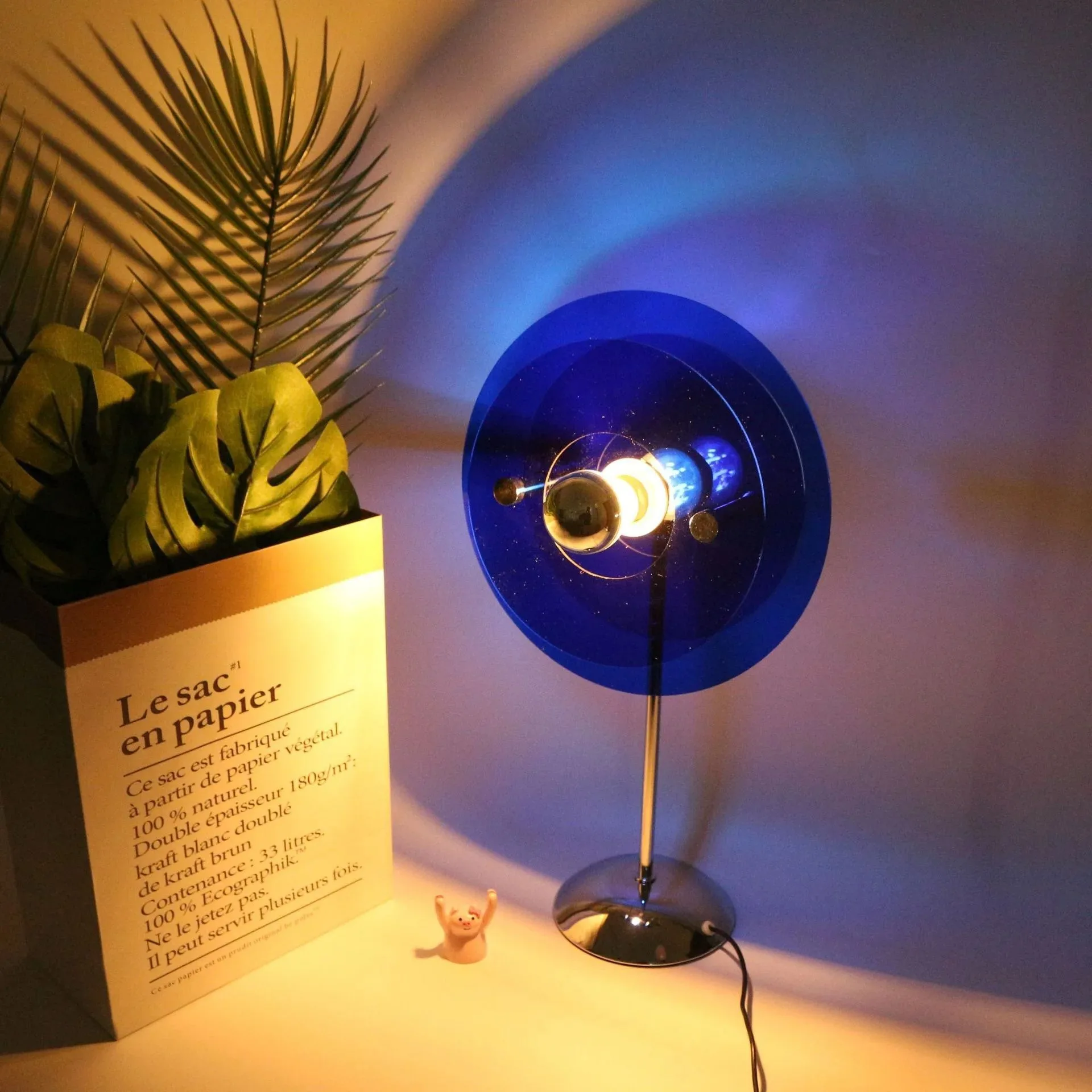 Lampada Notte 3D UFO Alieno Con 16 Colori E Telecomando Per Camera Bambini - 2