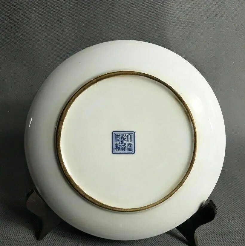 Chinese old Blue and white porcelain Hand Painted Pattern plate 4