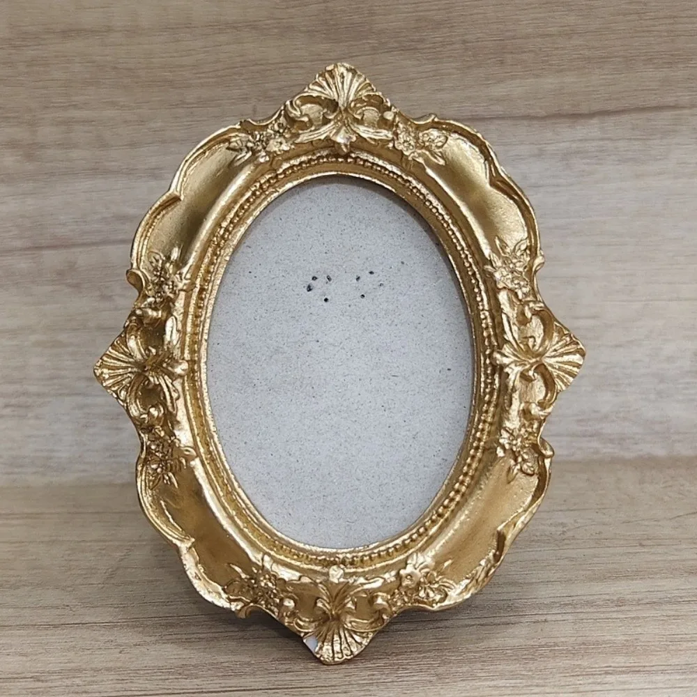 Elegant Vintage Gold Resin Frame - Baroque Desktop Decoration