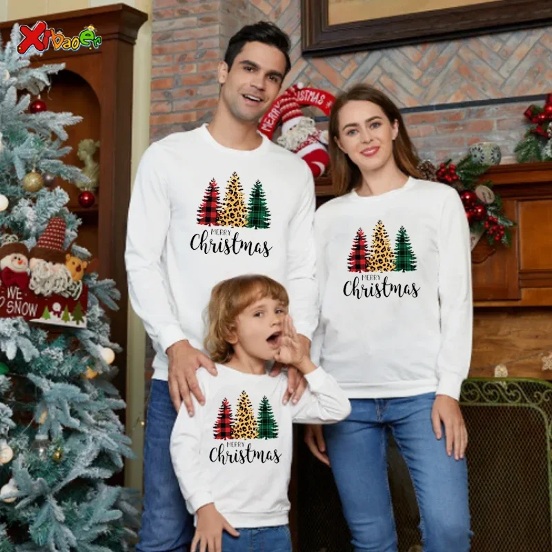 thumbnail image 4 of Sudadera con capucha navideña familiar, conjuntos de sudaderas, suéteres, árbol de Navidad, ropa de fiesta a juego para año nuevo, ropa para adultos y niños, ropa para niños e hijos, 4 of 5