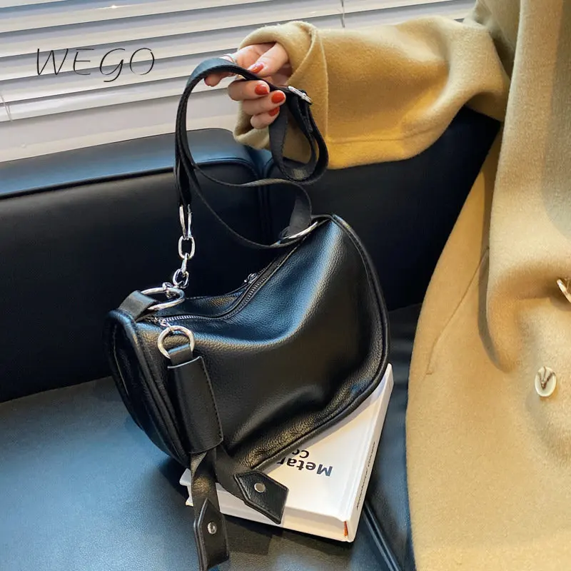 

Women's PU One Shoulder Crossbody Bag High Quality Soft Leather Versatile Large Capacity Saddle Bag
