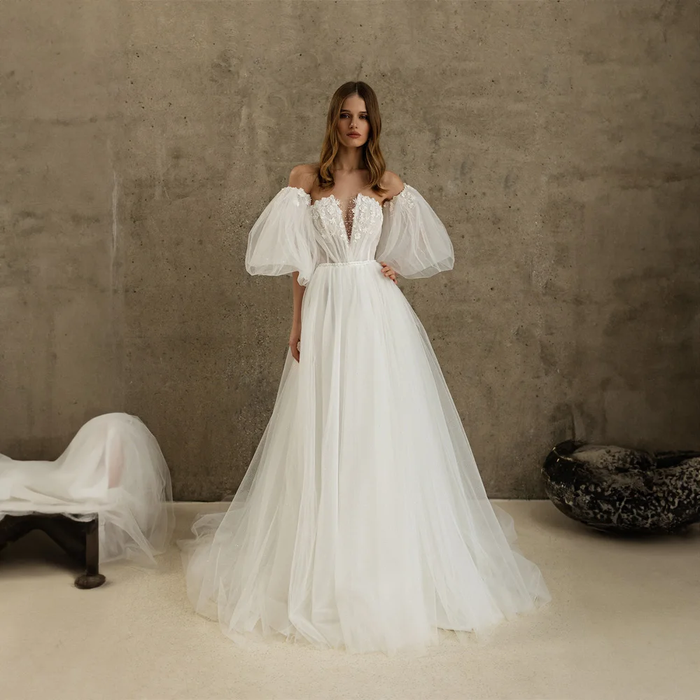 

Modest Boat Collat Tulle Applique Wedding Dress for Bride A-line Side Split Court Wedding Gown with Removable Puff Sleeve