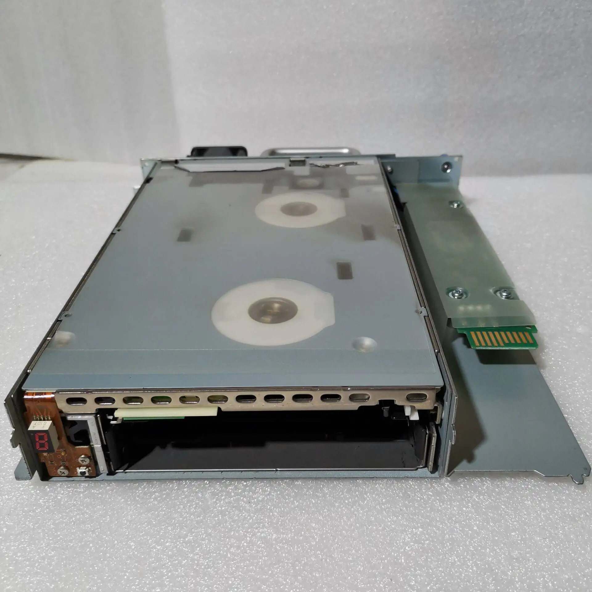 

Для IBM 45E2030 45E2392 LTO4 HH SAS TS3100 3200 DRIVE 45E1556
