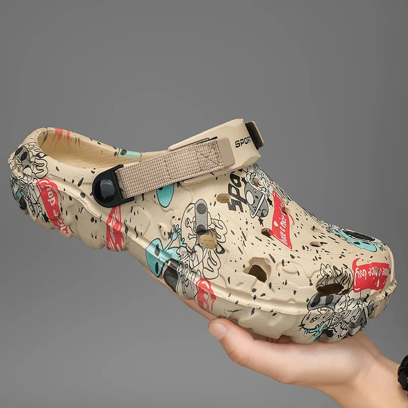 Men Classic Clogs Summer Slippers Beach Sandals Outdoor Men Garden Shoes Male Casual Shoes Water Shoes Comfort Home Soft Clog