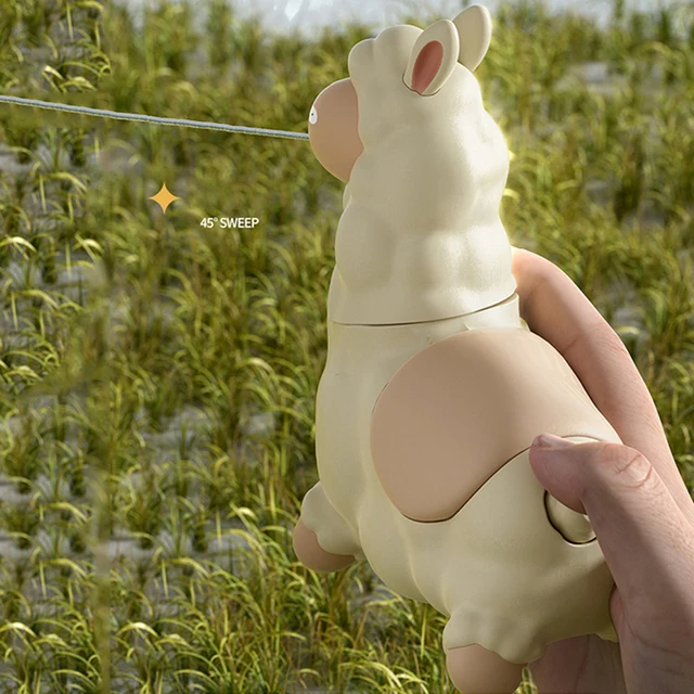 Swinging Alpaca Water Gun 80ML Capacity Alpaca Interactive Water Sprayer Leak-Proof Cute Press Water-Sprinkling Toy for Summer 3