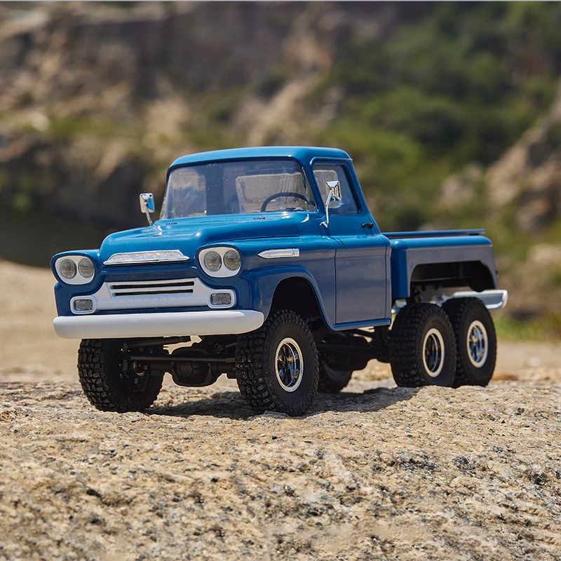 

New FMS 1/18 Six-Wheel Drive Rock Crawler Electric RC Remote Control Car Pickup Car Model Gifts for Kids Collectibles
