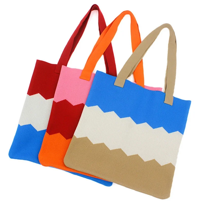 

Женская вязаная крючком сумка-тоут с верхней ручкой