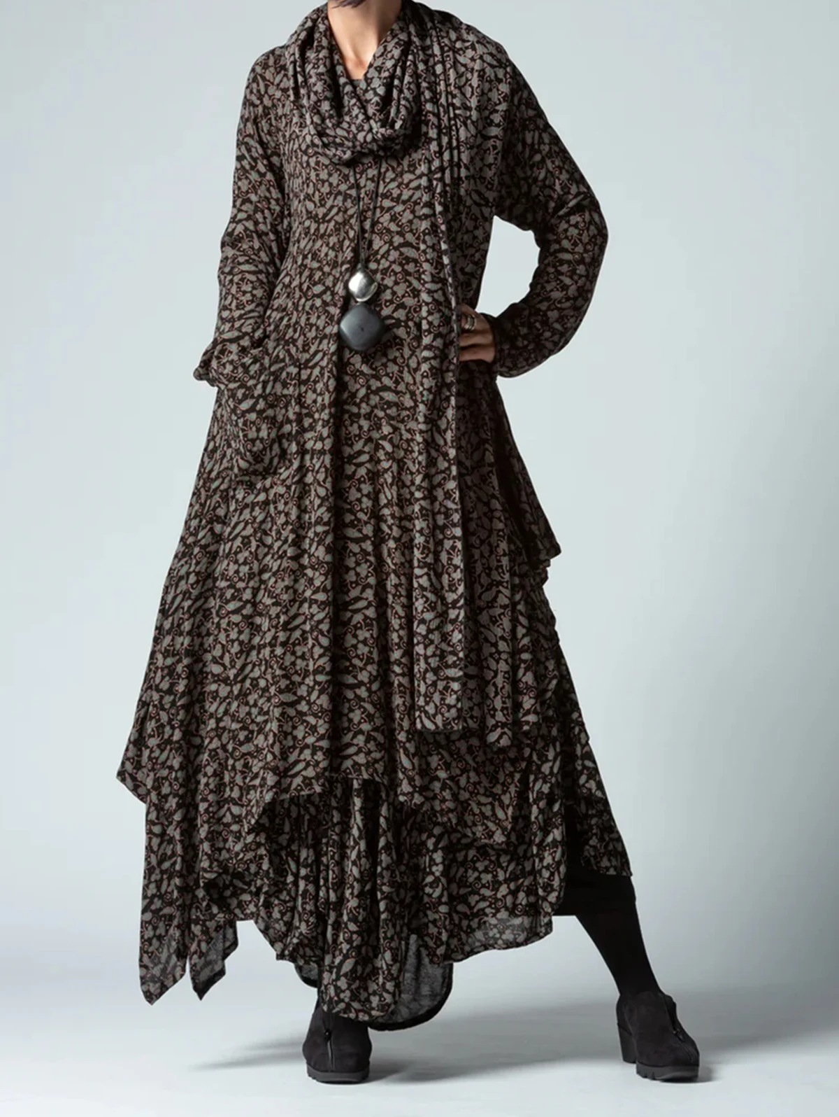 thumbnail image 1 of Vestidos de manga larga con estampado de otoño para mujer, vestido largo holgado con bolsillos y dobladillo irregular y cuello vuelto, vestido retro de fiesta de talla grande, 1 of 4