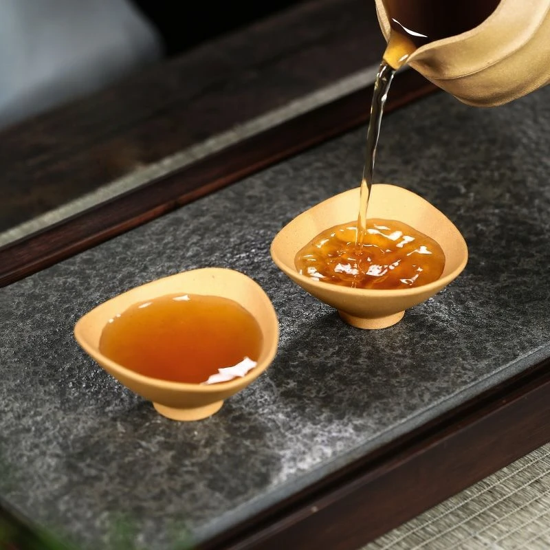 Purple Clay Teacup Tea Tasting Master's Cup Small Capacity Mineral Gold Section Mud Triangle Cup Kung Fu Tea Set