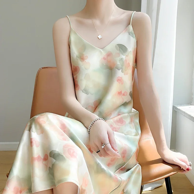 

High-end Silk Satin Suspender Dress for Women's V-Neck Pullover Floral Long Skirt Sexy and Slimming A-line Skirt Lining L107