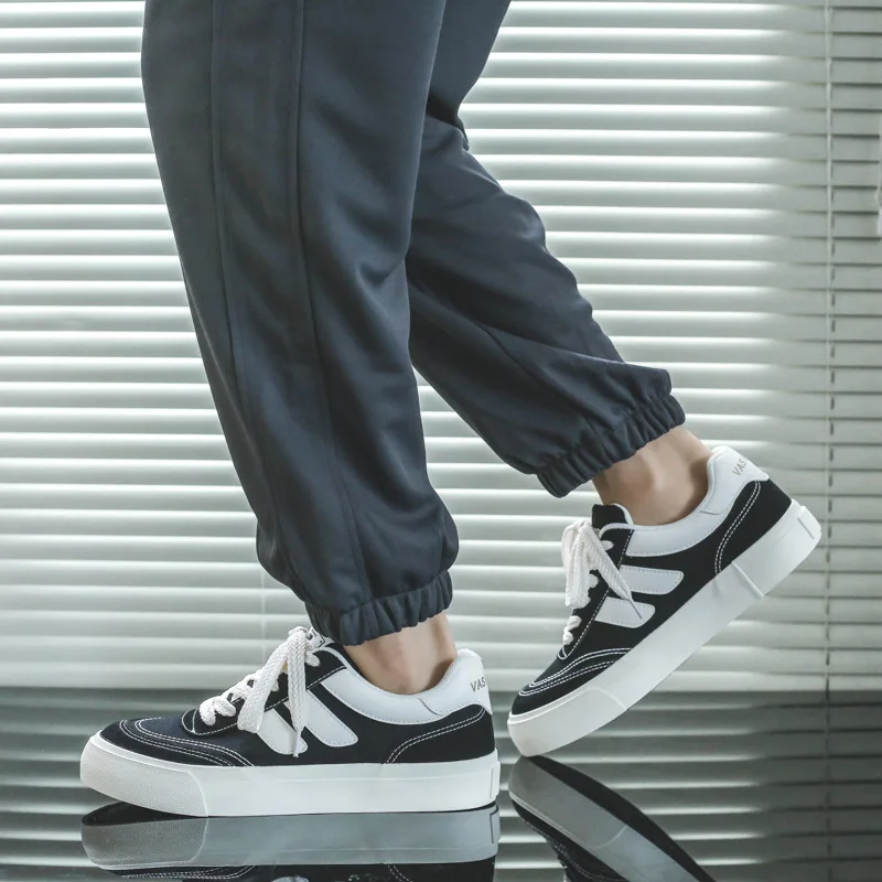 2024 New Men's and Women's Casual Shoes Board Shoes Thick-soled Canvas Breathable Sports Student Shoes Sneakers for men 2