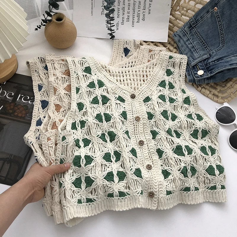 OUMEA Women Sweater-Knit Sleeveless Cardigan Summer V Neck Buttons Front Crochet Vest Contrast Color Block Chic Crochet Vest waytobele women s two piece summer casual color block vest round neck patchwork sleeveless striped top shorts suit streetwear