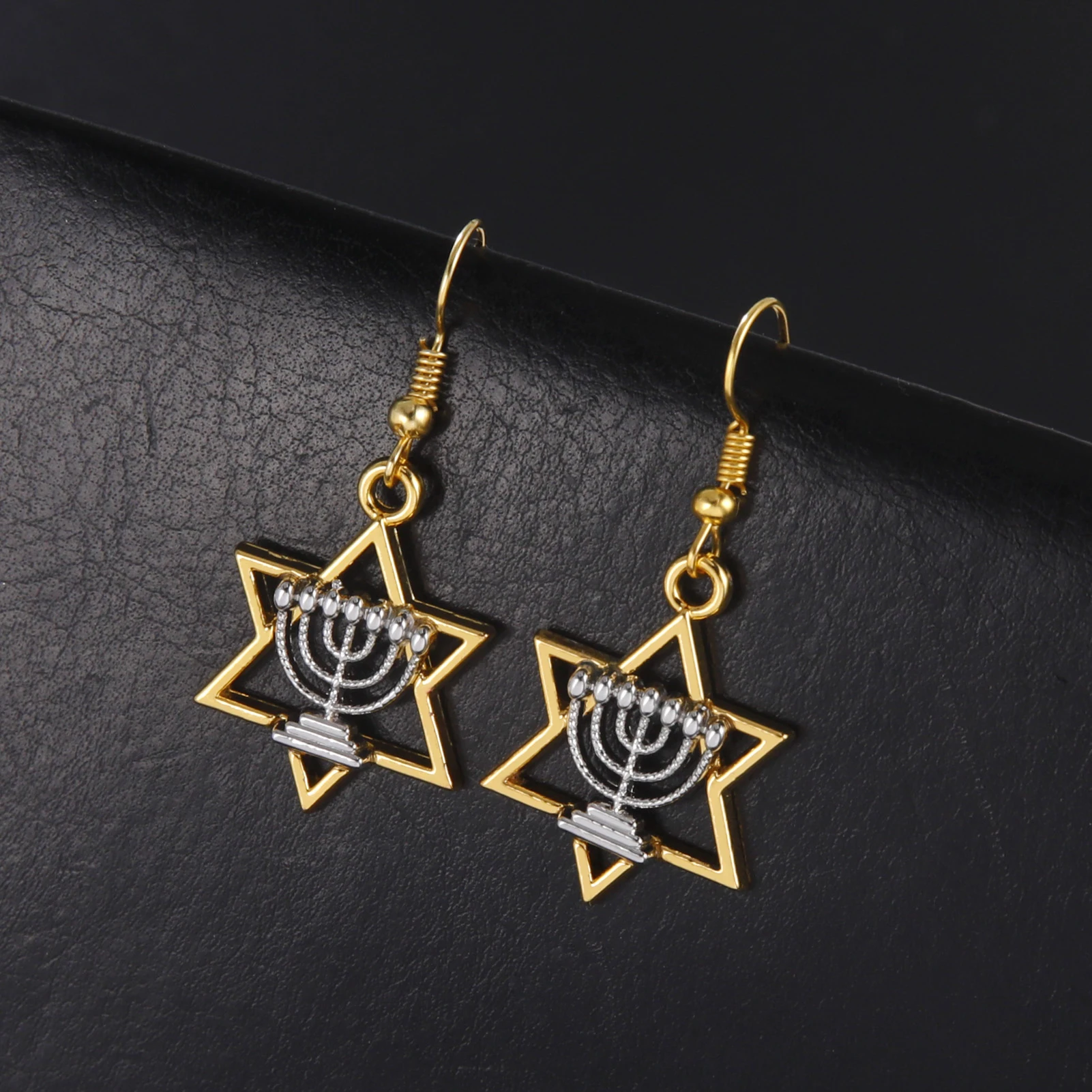LIKGREAT Hanukkah Menorah Candele Orecchini pendenti Stella di David Orecchini per le donne Israele Fede Lampada Gioielli ebrei Amuleti ebraici  36