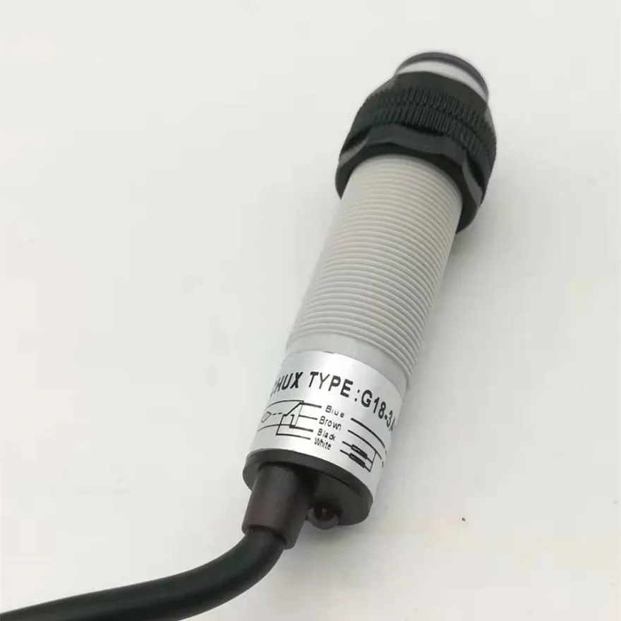 

CHUX E3f Photoelectric Sensor Switch M18 Diffuse Plastic Grey Shell 24vdc Output 10cm Distance Npn Pnp