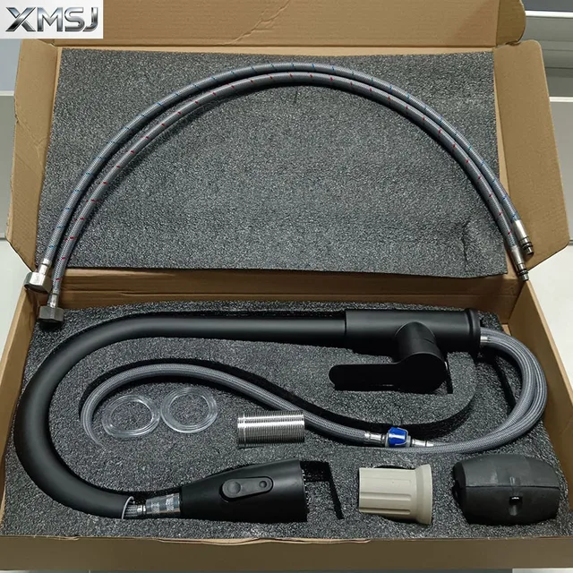 ก๊อกน้ำอ่างล้างจานสแตนเลสแบบดึงออกได้, ก๊อกผสมติดตั้งบนเคาน์เตอร์พร้อมหัวฉีดแบบสตรีมและแบบพ่น, ก๊อกน้ำร้อนและน้ำเย็น 4