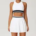 Swan White