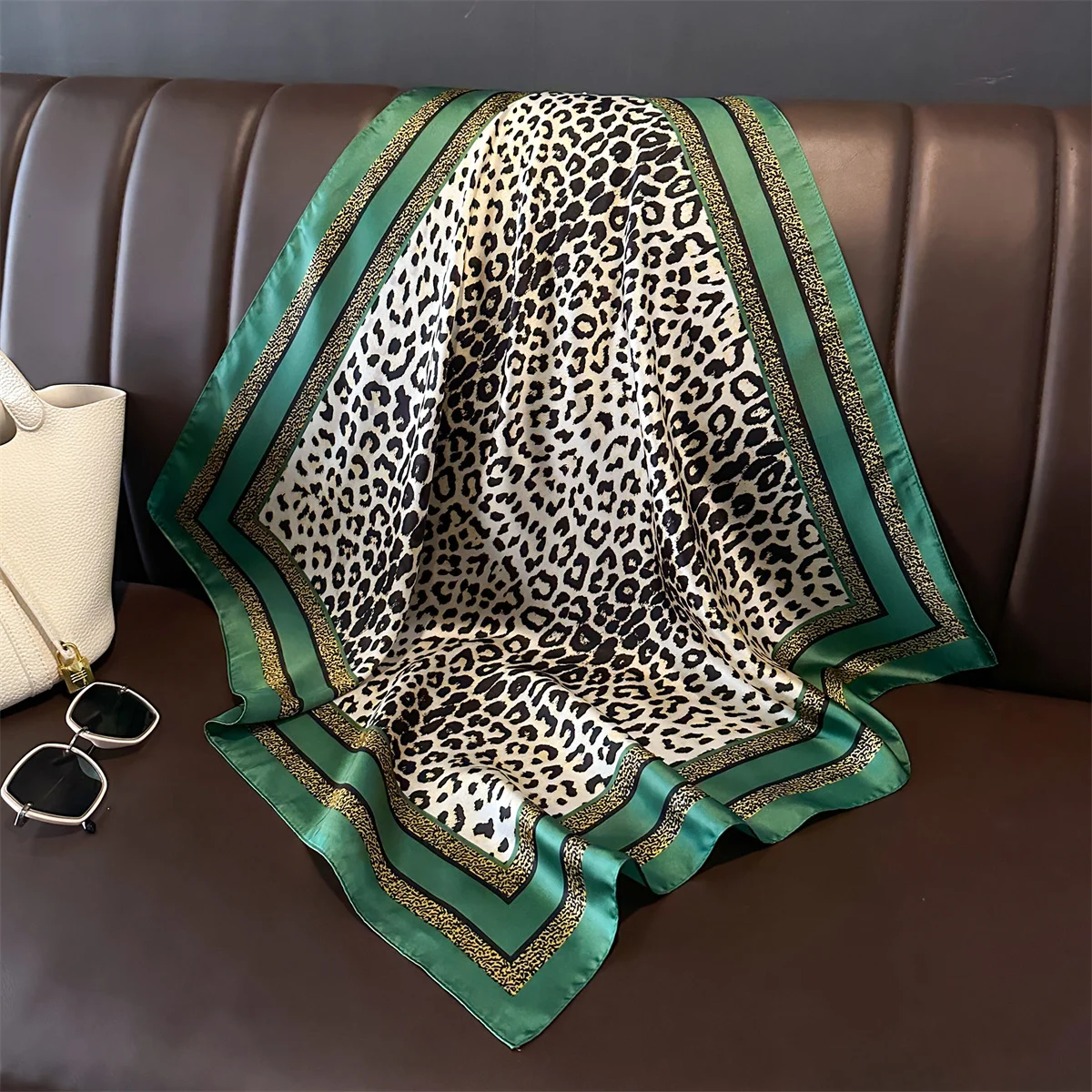 1pcs 70cm Leopard Print Silk Scarf for Women Imitation Silk Light Luxury Versatile Headwear Bag Decoration Clothing Square Scarf 5