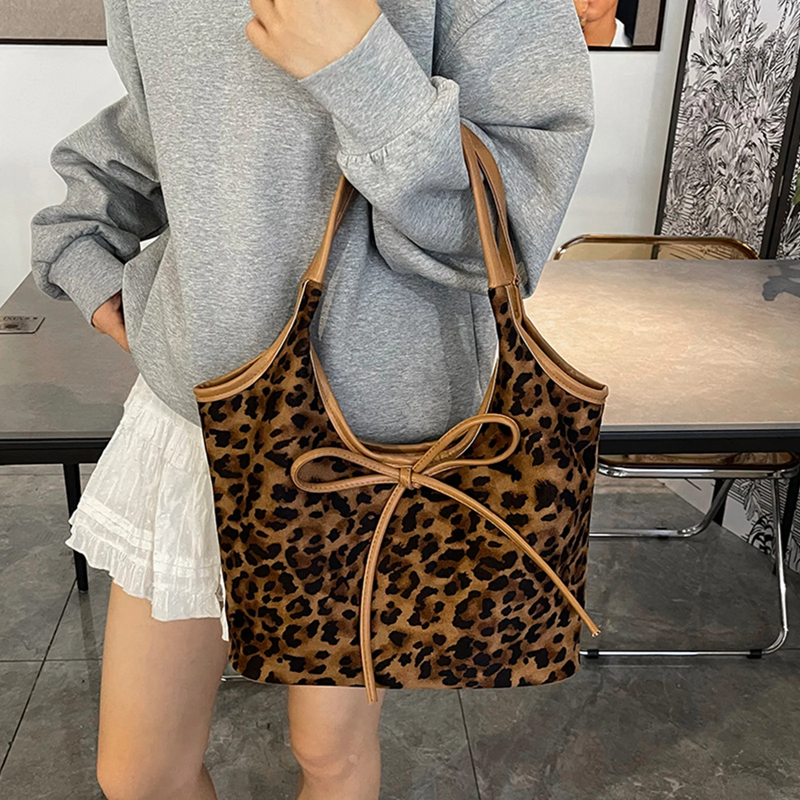 Women Leopard PU Shoulder Bag Bow Handbag Underarm Bag Large Capacity for Daily School Travel