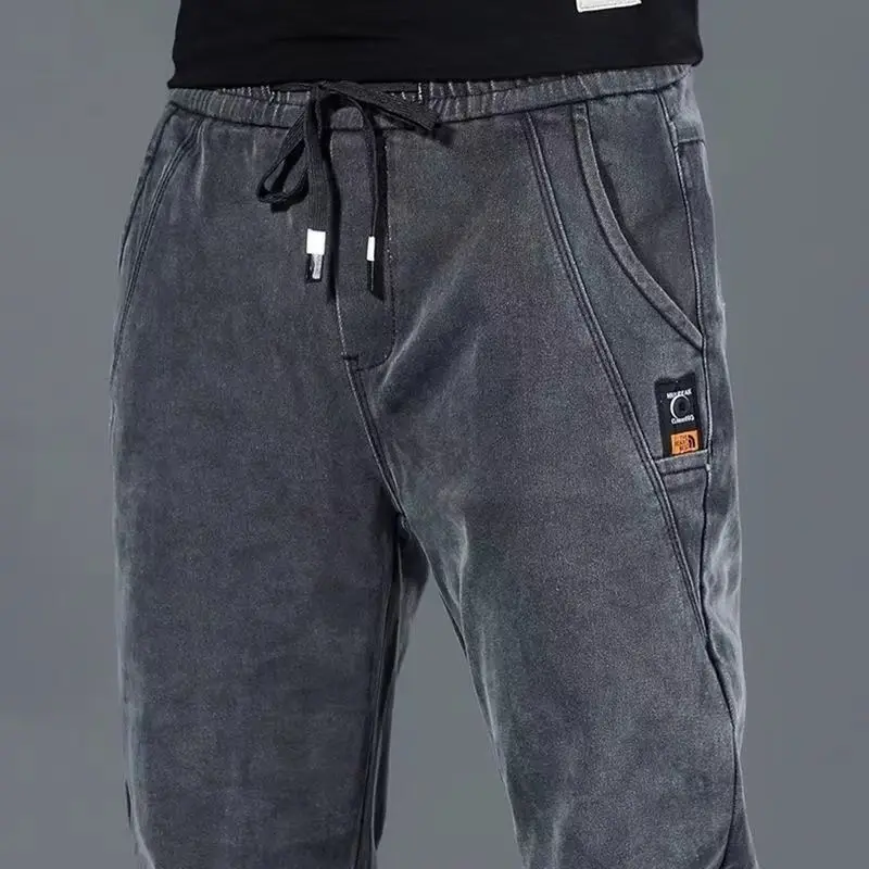 

Autumn Winter Plush Elastic Waist Jeans Men Pockets Label Decoration Drawing Preppy Style Basic Daily Pencil Pants Slim Black