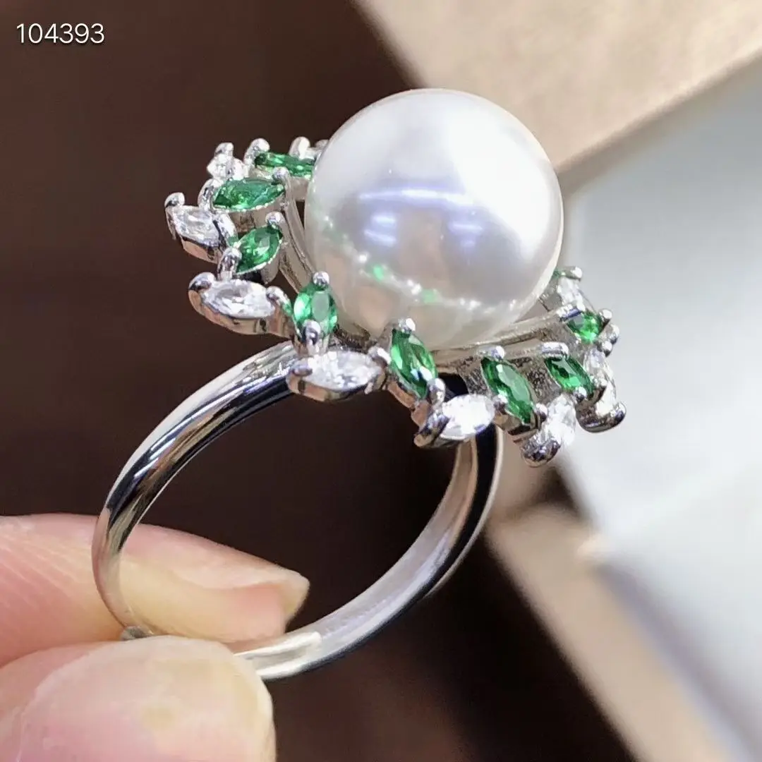 

Gorgeous 11-12mm South Sea Round White Pearl Ring 925s