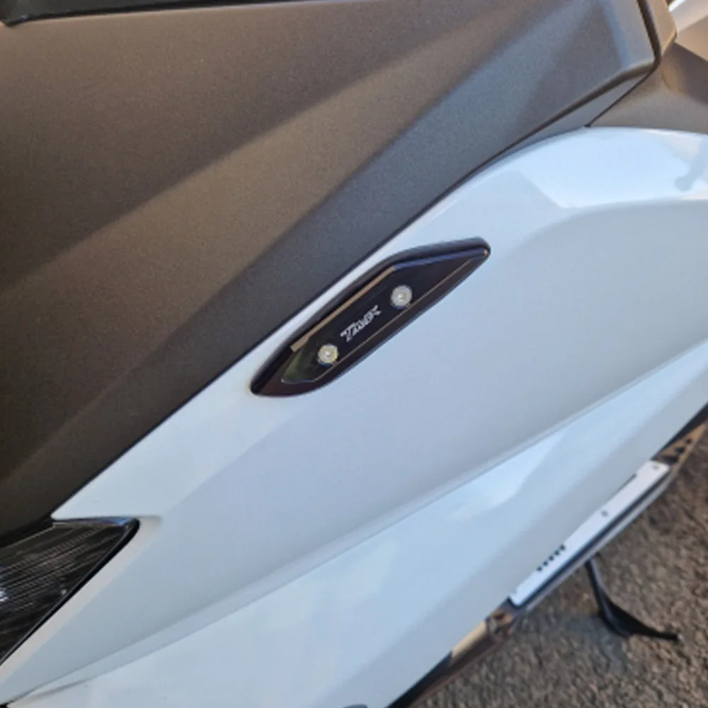 

Side Mirror Hole Cap Cover For Yamaha TMAX 530 TMAX530 2012 2013 2014 2015 2016 2017 2018 T-MAX 560 2020 2021 2022 T-MAX560