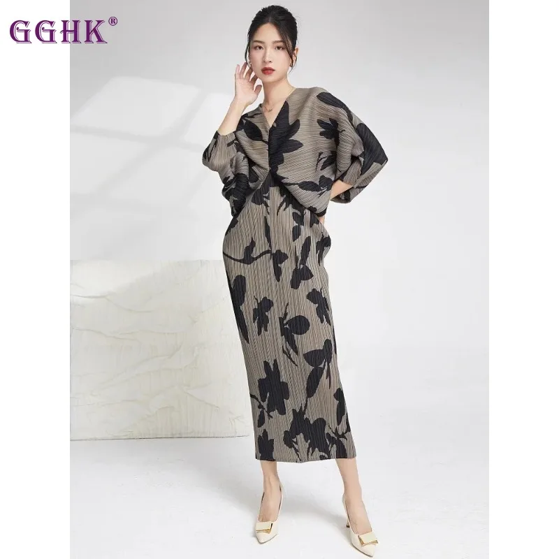 

GGHK Miyake 2024 Spring New Batwing Sleeves Pleated Dress V-Neck Printed Small Flower Birthday Evening Party Dresses for Women